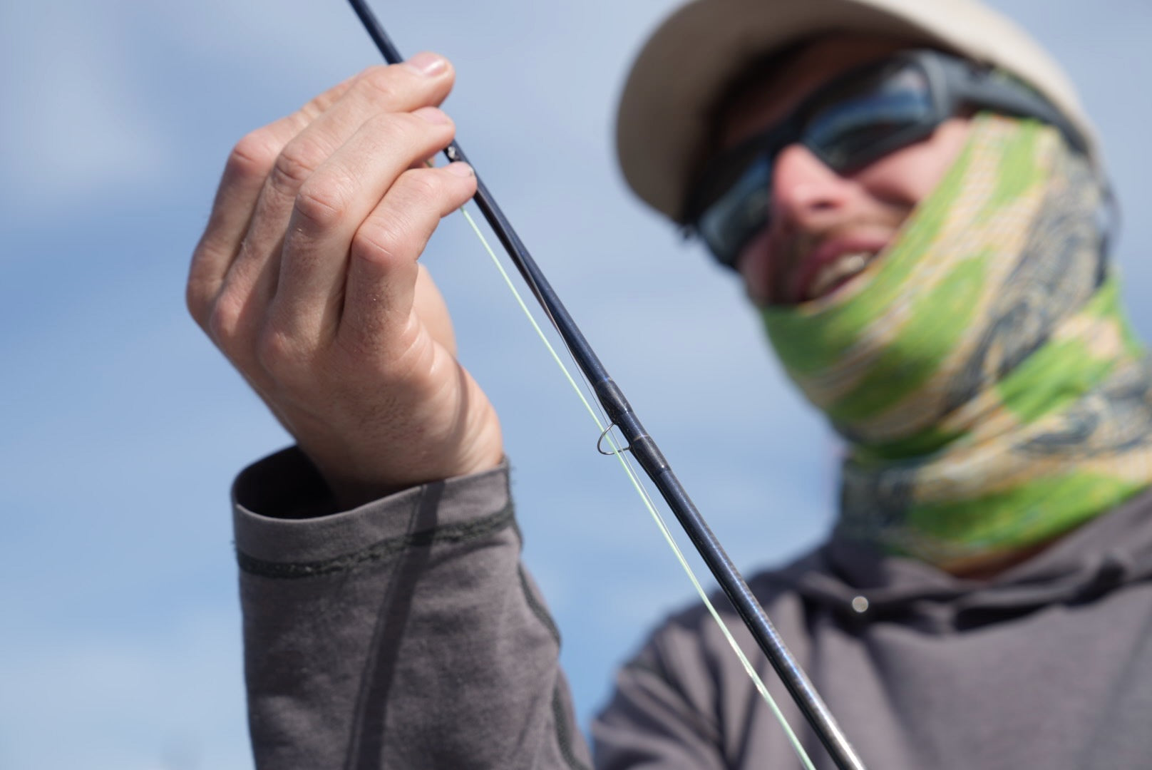 Threading a Monic Fly Line