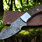 Bloodtrail – Custom Damascus Steel Gutting Knife