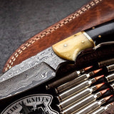 Damascus steel skinning knife