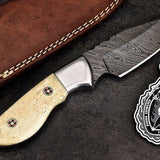 Custom Handmade Twist Damascus Steel Hunting/Skinner Knife