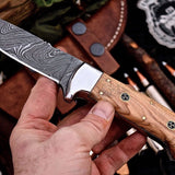Damascus steel handmade skinning knife