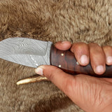 Skinning Blade Custom Handmade Full Tang Damascus Steel with Rosewood Handle, 7.5-inch - The Rosewood Edge