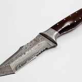 Damascus steel hunting knife