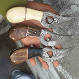 Custom Handmade Damascus Steel Finger Hole Hunting/Skinning Knife