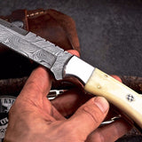 Damascus steel Hunting/skinn knife