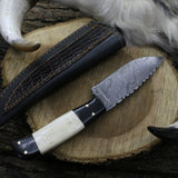 Custom Handmade Damascus Steel Hunting/Skinning Knife