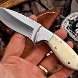 D2 steel skinning knife