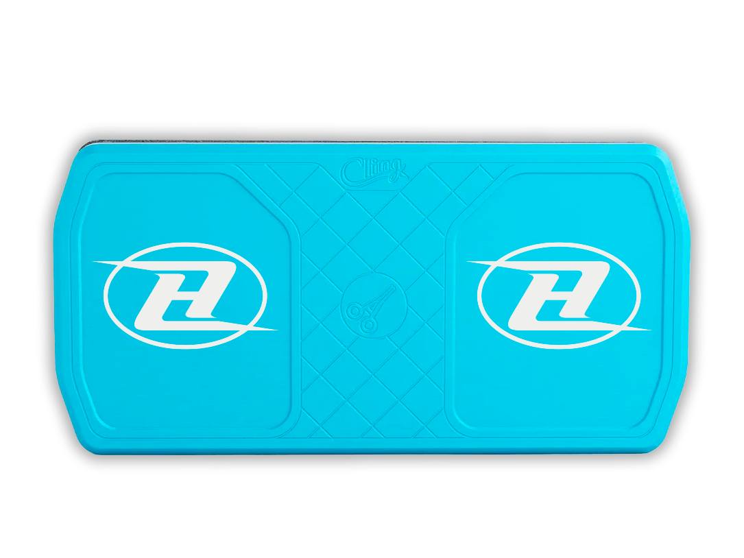 Cling Delta tray in aqua blue with two side logos and diamond embossing