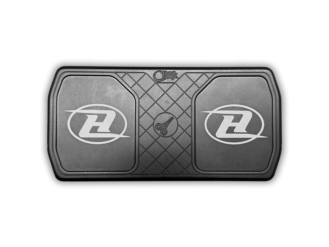 Cling Delta tray, dark gray with diamond pattern and central emblem