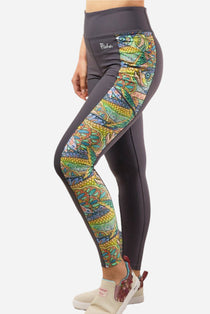 Dark pocket leggings with tropical fish print side panels