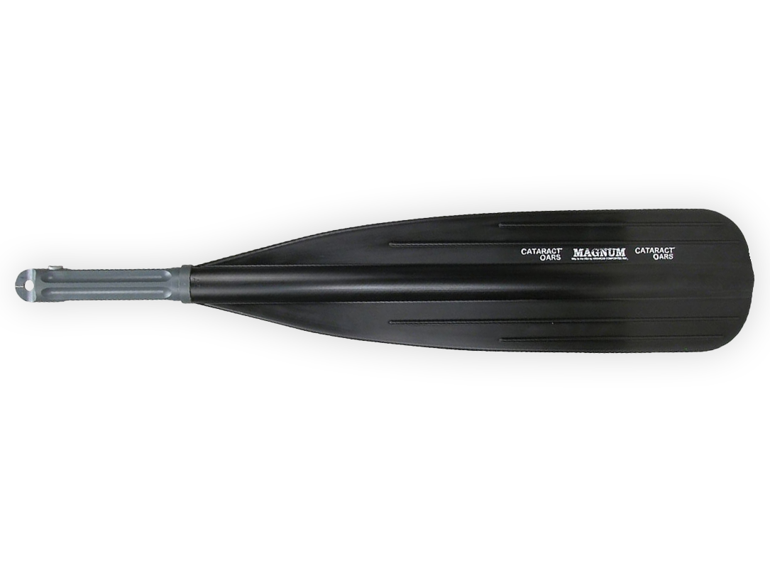 Cataract Magnum II oar blade with dark gray/black blade and silver end