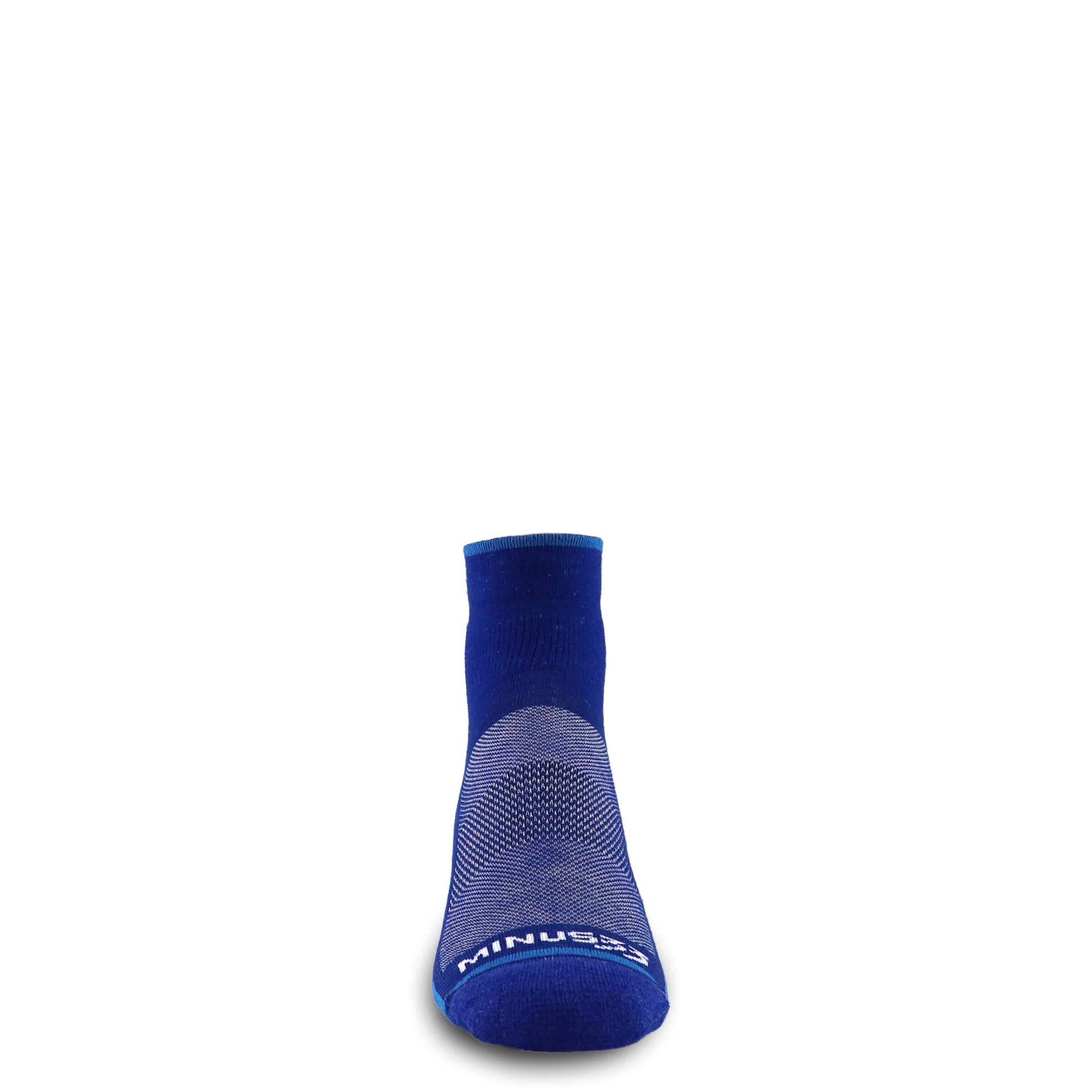 Blue micro ankle running sock with gray knit pattern at the arch and heel