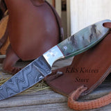 HIGHLAND HITCH – WORKING BUCKAROO KNIFE WITH DAMASCUS STEEL & MOUNTAIN SHEEP HORN