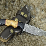 Damascus Steel Hunting Skinning Knife